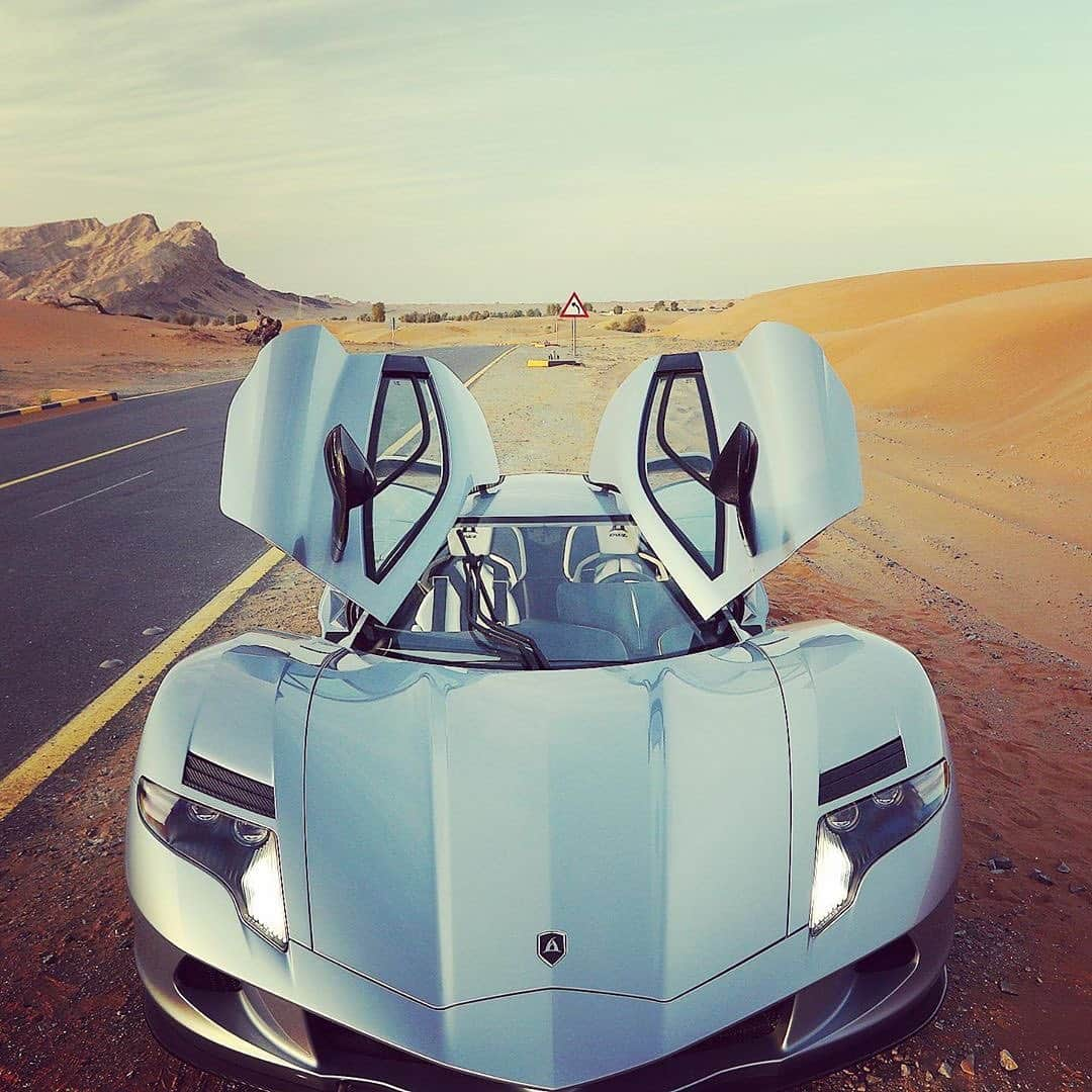 CARLiFESTYLEさんのインスタグラム写真 - (CARLiFESTYLEInstagram)「This Aspark Owl electric Hypercar goes 0-60mph in 1.69 seconds. 0-186mph in 10.6 seconds. Top speed of 248mph. The Aspark has 1985hp and 1475 lb-ft. 50 will be made starting at $3.2 Million. @asparkowl #carlifestyle」12月17日 2時19分 - carlifestyle