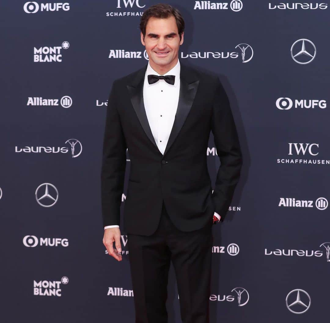 ATP World Tourさんのインスタグラム写真 - (ATP World TourInstagram)「Is @rogerfederer the most stylish man of the decade? 🕺 Head over to @gq’s IG Stories & vote now 🗳」12月17日 2時57分 - atptour