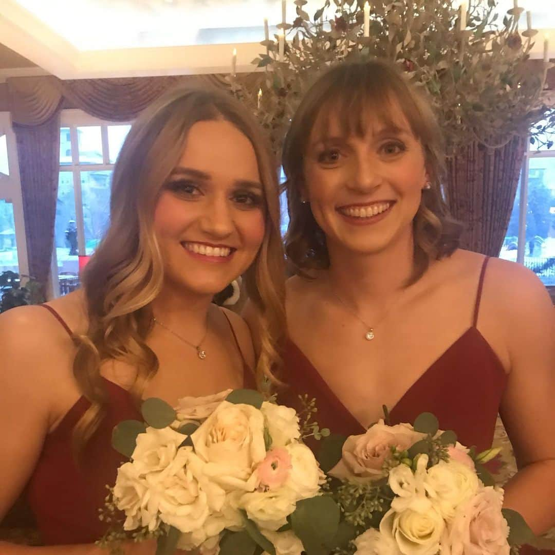 ケイティ・レデッキーさんのインスタグラム写真 - (ケイティ・レデッキーInstagram)「What a wonderful wintry weekend at the Winaker Wedding! Congrats @brooke_winaker 🥰❤️」12月17日 3時38分 - katieledecky