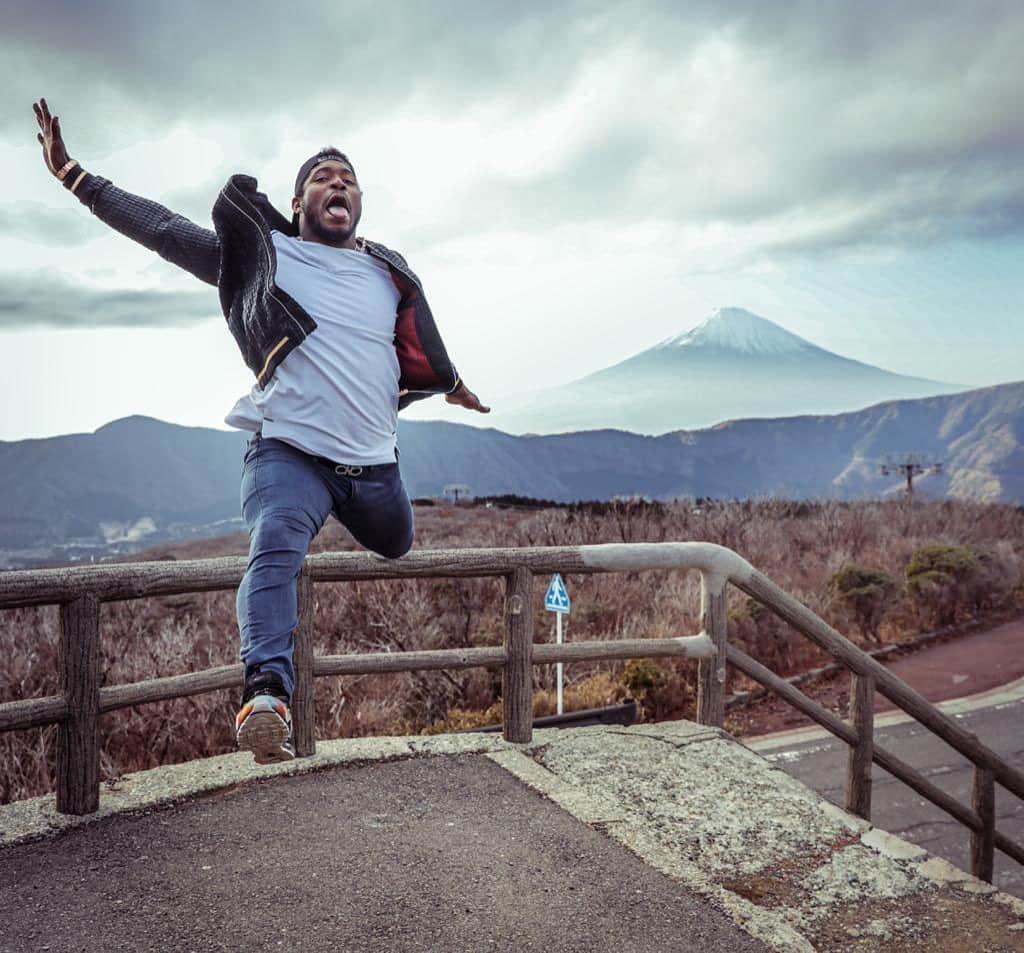 ヤシエル・プイグのインスタグラム：「My excitement in Japan > height of Mount Fuji Huge shout out to @samurai_tours for planning this incredible itinerary in Japan down to every detail, and to @fancation for making this happen in benefit of my @wildhorsefdn.  I got something cooking with @thedustinluke and @GoPro to show you all the behind the scenes craziness discovering this amazing culture!  #japan #cubaninjapan #accidentalentourage #bestfans #gopro 📸: @stage7photography」