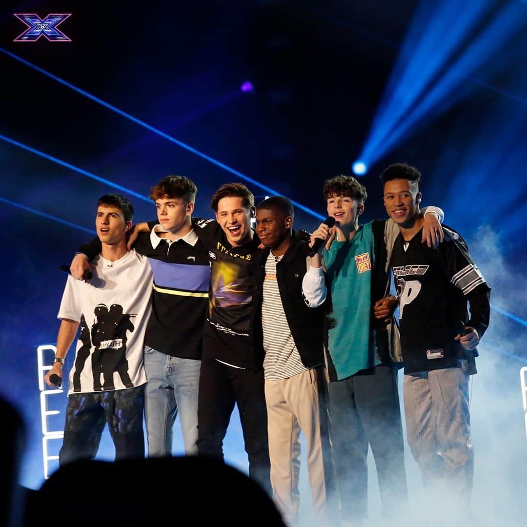Xファクターさんのインスタグラム写真 - (XファクターInstagram)「From six lads with a dream, to one incredible boy band! @unwrittenruleofficial you've done yourselves proud and delivered some fantastic performances 👏 #XFactorTheBand」12月17日 19時00分 - thexfactor