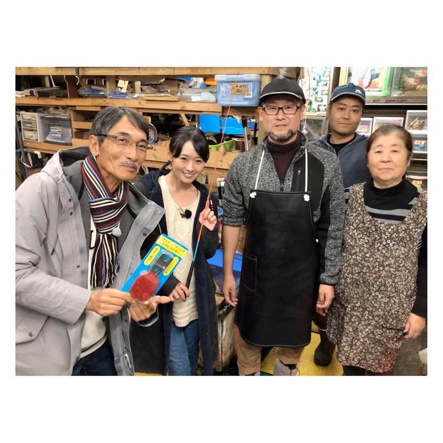 柳野玲子さんのインスタグラム写真 - (柳野玲子Instagram)「今週木曜、初回放送🐟💞 釣りビジョン「参るぞ狼」は全天候型の室内釣り堀をご紹介しています^ ^✨ 雨でも風でも雪でも釣りを楽しめる都会のオアシス🥰 しっかりレクチャーもしてくれるし安全だし、釣り始めたい方や子供も安心💓 たくさん釣れて本当に楽しかった🥰 ぜひご覧ください🐟✨ #釣り #釣りビジョン #参るぞ狼 #釣堀 #室内釣堀 #金ちゃん #湘南釣堀 #金魚坂 #fishing」12月17日 19時49分 - yanaginoreiko