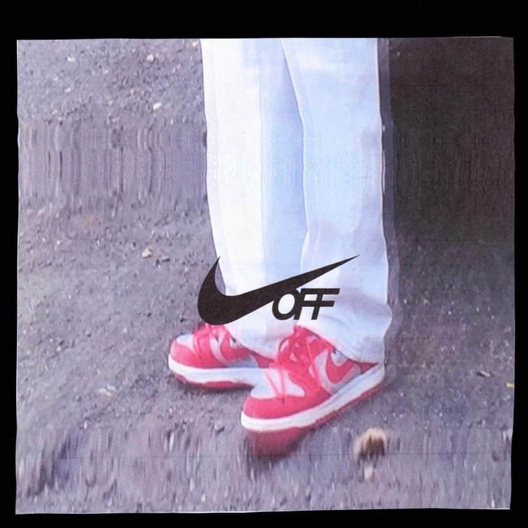 I.T IS INSPIRATIONさんのインスタグラム写真 - (I.T IS INSPIRATIONInstagram)「Are you ready ? 👟 - Off-White™️ c/o Nike “Dunk Low” is dropping soon. Make sure you have followed @ithk for more details! - #ITHK #ITisInspiration #SneakerAlert #SneakerDrop #OffWhite #Nike #Dunk #DunkLow 📸 @off____white」12月17日 11時22分 - ithk