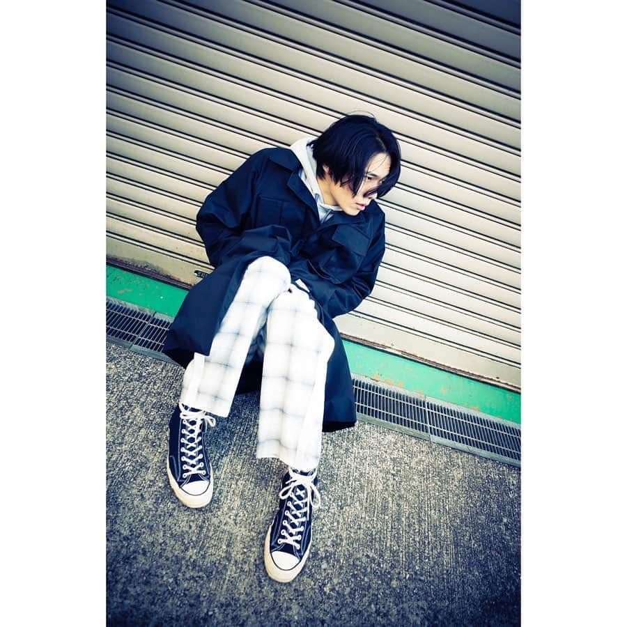 橘昌吾さんのインスタグラム写真 - (橘昌吾Instagram)「EFFECTEN( @utilityharajuku )2020S/S﻿ ルックのスタイリングを担当しました。﻿ モデルは松嵜翔平さん。﻿ photograph & direction @yuyatakahashi.monster ﻿ hair & make @cocooosaki  styling @shogo_tachibana ﻿ #utilityharajuku #effecten #lookbook #photography #styling #2020ss #松嵜翔平」12月17日 11時23分 - shogo_tachibana