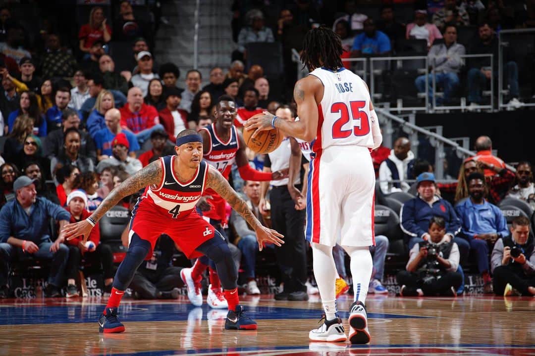 アイザイア・トーマスのインスタグラム：「Great team win tonight, on 2 the next 1! @washwizards #1stTeamAllDefense LOL」