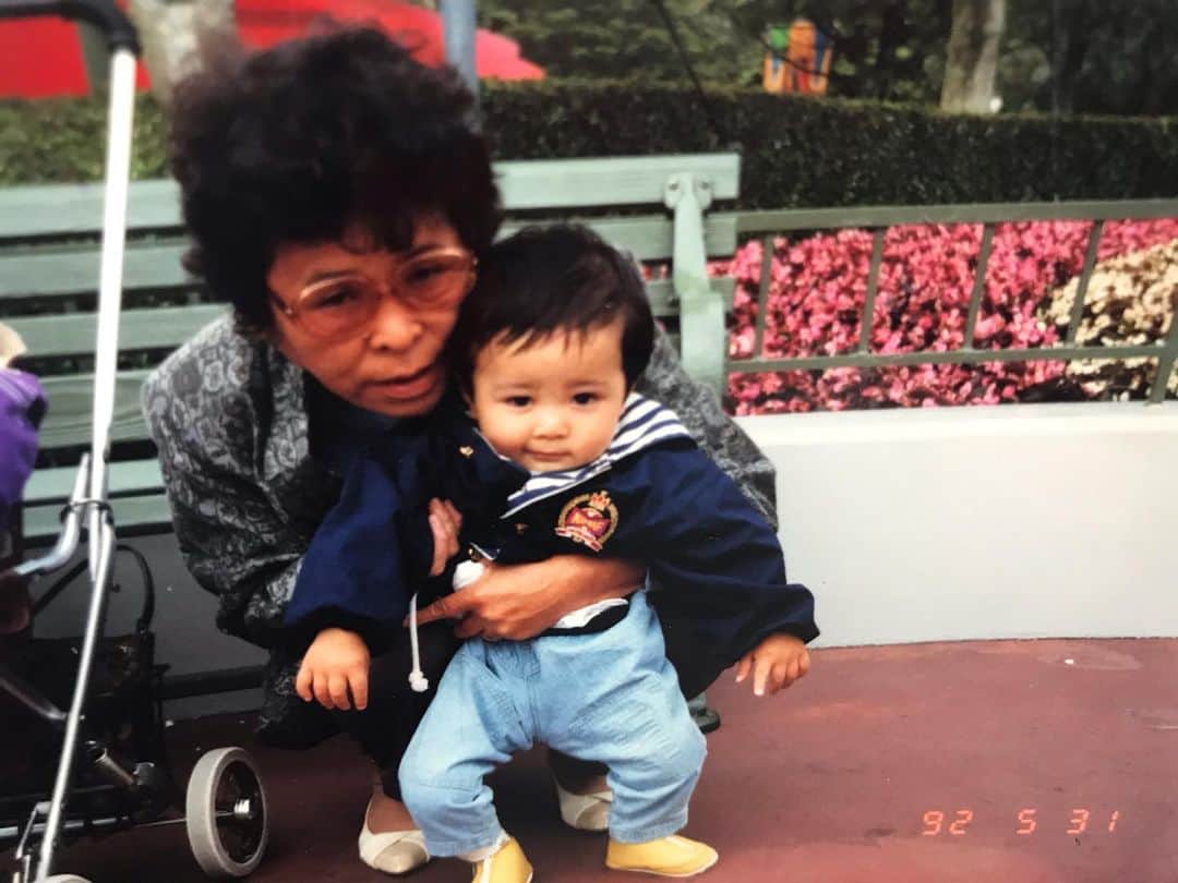 熊野直哉さんのインスタグラム写真 - (熊野直哉Instagram)「祖父に見えますが、祖母です」12月17日 12時41分 - naoya_akama