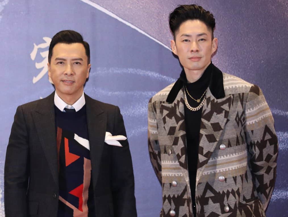 呉建豪のインスタグラム：「Still in a bit of disbelief that it actually happened. The premiere felt like a dream you didn’t want to wake up from... being a part of this epic saga is humbling and so mind blowing. The final installment of IP MAN is beautifully crafted, filled with action and heart felt emotions. I’m not gonna lie, I teared up a couple times... I’m very proud and honored to be a part of the journey. Thank you to all involved, and a HUGE congrats to @donnieyenofficial Director Wilson Yip and Master Yuen Woo Ping on a martial arts masterpiece.  @ipman4movie in theatres December 20th! The perfect film for the holidays 🎄🥰 #MerryChristmas #AllGloryToGod」