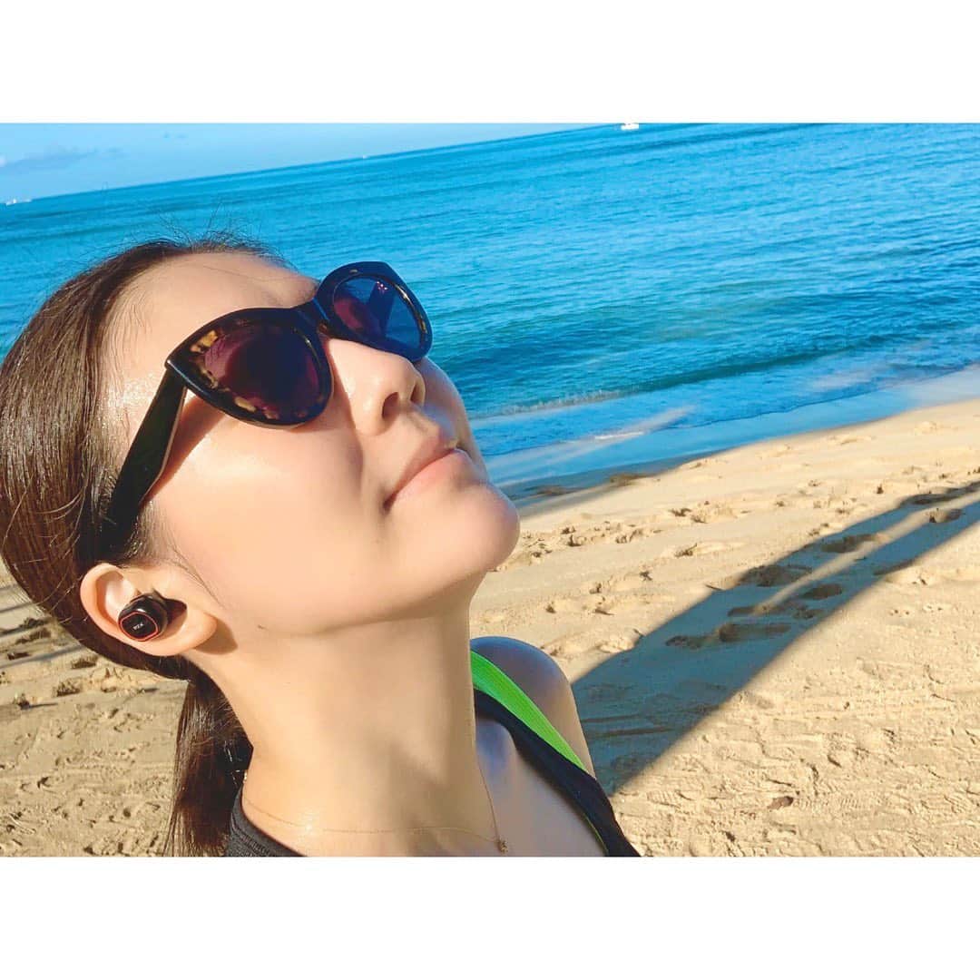 のインスタグラム：「I miss Hawaii🌴 @sakikohawaii に ハワイはやり残した事をとっておいて また行きたい！と思うものと言われるのに 今回滞在も長めなのに、張り切って 予定をつめすぎて、やり残した感ない🤣 それでも、もうすでに次行きたいと 思える、好きな場所の1つ❤️ 海外旅行でダントツ一番渡航回数おおいな。 自分の備忘録的なもので自己満だけど ハワイ投稿終わらない😂 * #奈沙旅inhawaii * * #hawaii #waikiki #waikikibeach #me #running #run #honolulu #oahu #beach #workout #training #morning #travel #trip #ハワイ #ワイキキ #ワイキキビーチ #ラン #ランニング #中田奈沙 #朝活 #朝 #トレーニング #ホノルル #オアフ島 #ビーチ #海 #朝トレ #朝ラン」