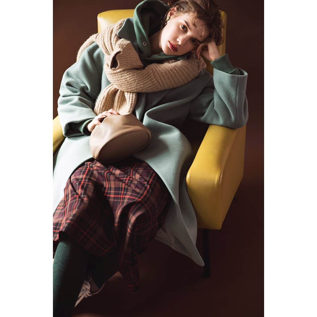 アヴァンリリィのインスタグラム：「ㅤㅤㅤㅤㅤㅤㅤㅤㅤㅤㅤㅤㅤ AVAN  LILIY 2019 Winter Collection ㅤㅤㅤㅤㅤㅤㅤㅤㅤㅤㅤㅤㅤ -Rough Feminine- 着るだけで今の空気感をまとえる女性らしいスタイルを提案 ㅤㅤㅤㅤㅤㅤㅤㅤㅤㅤㅤㅤㅤ __________________________________________________________ #AVANLILY #アヴァンリリィ ㅤㅤㅤㅤㅤㅤㅤㅤㅤㅤㅤㅤㅤ」
