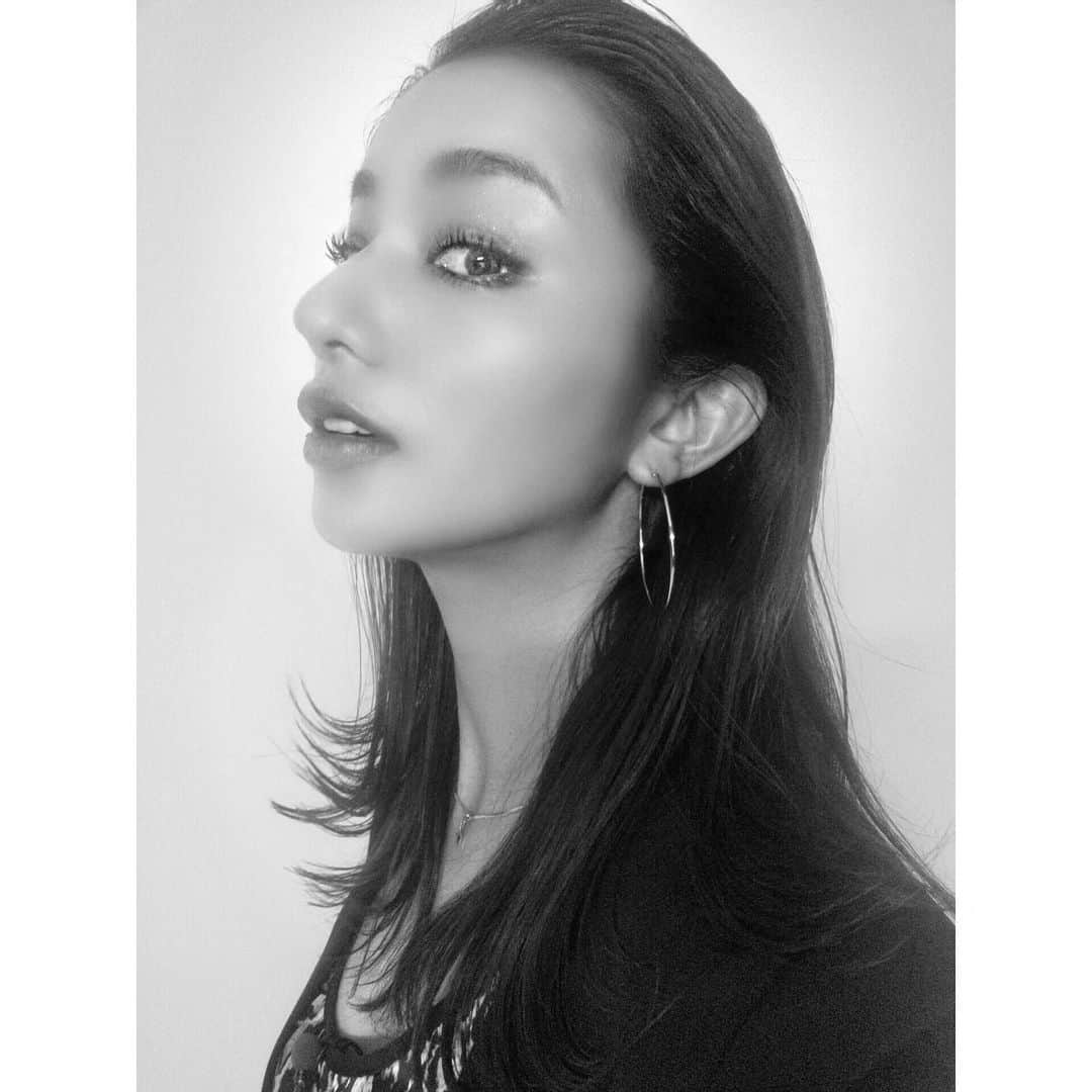 高橋メアリージュンさんのインスタグラム写真 - (高橋メアリージュンInstagram)「#メアメイク #makeup #オールバック」12月17日 15時47分 - maryjuntakahashi