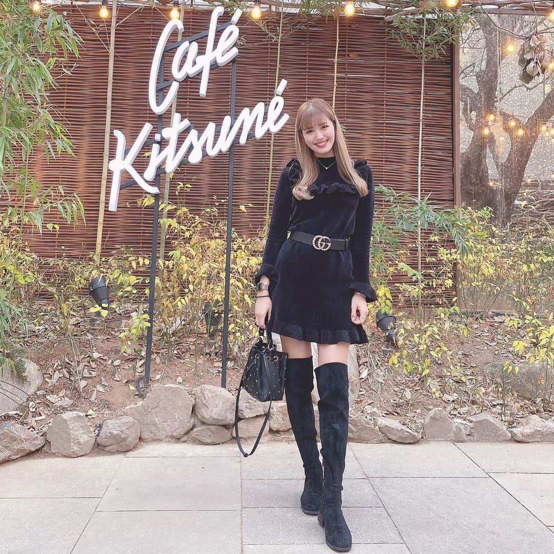 紗蘭さんのインスタグラム写真 - (紗蘭Instagram)「韓国での私服ちゃん🇰🇷💞 ZARAのワンピースにGUCCIのベルト巻いて脚長効果🧸🧡 バッグもZARAだよ👜 ブーツはるなの😂笑 #ootd #code #さらファッション #ZARA #gucci #snidel」12月17日 16時00分 - saracchidayo