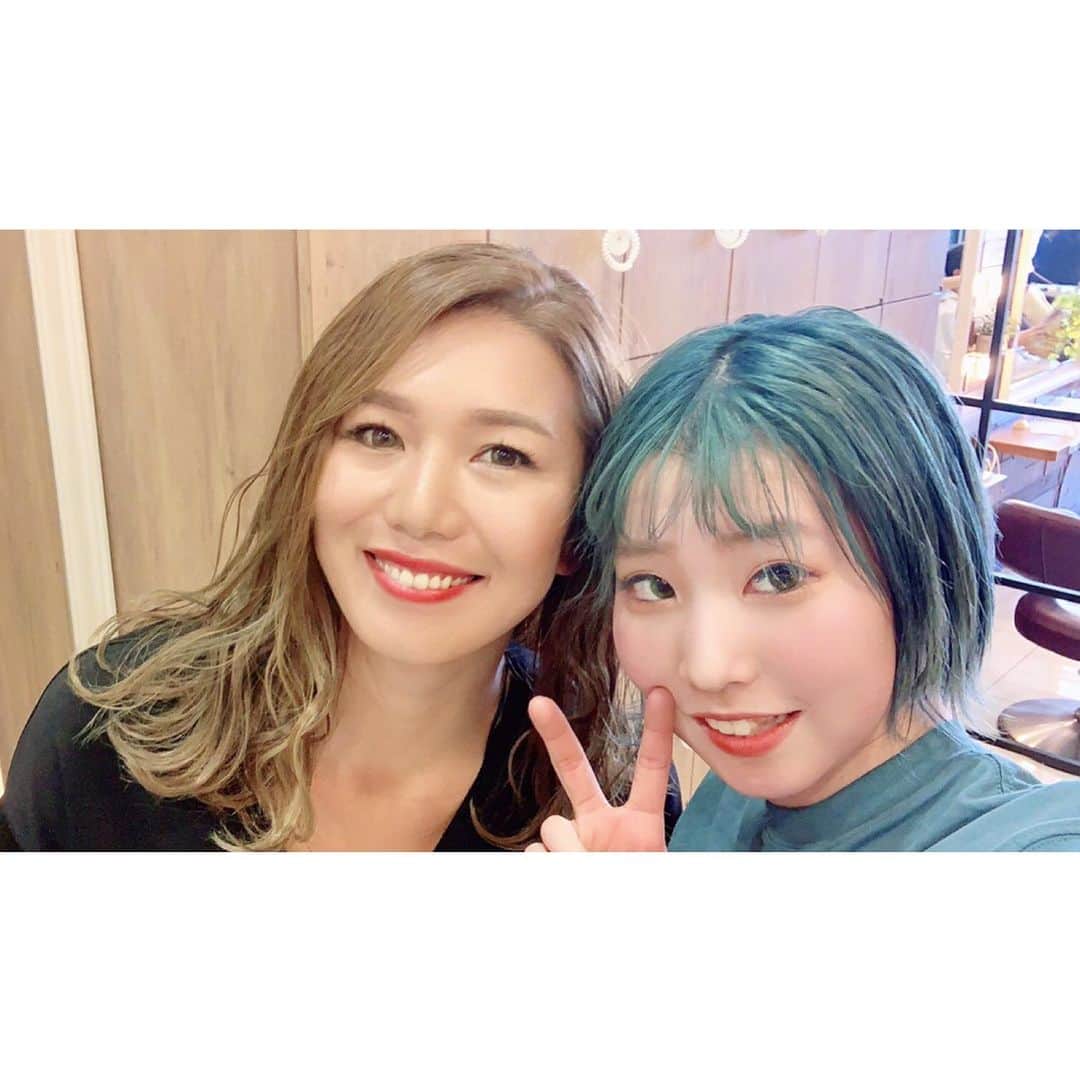 のインスタグラム：「🌻 朝早い時間から対応してくれてありがとね🤗 髪の毛のケアもしっかりやりまーす✨  担当スタイリストは⇨ @juun_0331  #LUCK #美容室 #辻堂 #湘南 #coloring #greenash #highlight #treatment #艶髪 #切りっぱなしロブ #treatment #傷んだ髪 #日焼け髪 #メンテナンス #美容 #beauty #鵠沼海岸 #ビーチバレー #繋がり #スタイリスト #anju #beautyinstructor #summermiyagawa #宮川紗麻亜  アプリ効果で、逆に顔が怖い！笑」