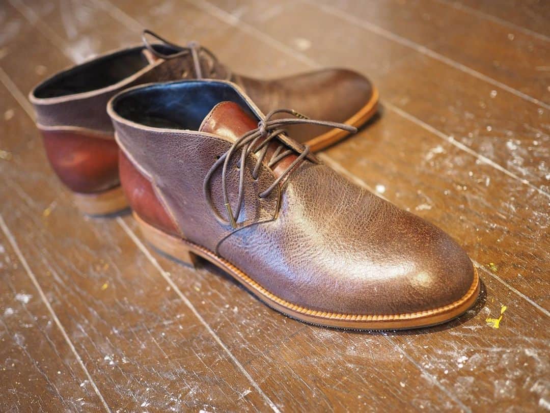 花田優一のインスタグラム：「、﻿ 婦人用ショートブーツ﻿ ﻿ まだまだ﻿ やらなくては！  #shoes #yuichihanada #craftsman #craftsmanship」