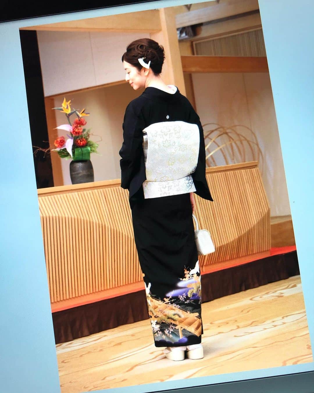 木庭弥生さんのインスタグラム写真 - (木庭弥生Instagram)「@soubien_official さん今年最後の撮影👘 . 今年も素敵な着物と浴衣をたくさん着せて頂きました☺️ . いつも楽しい現場😊 ありがとうございます✨ . . #創美苑 #soubien #着物 #浴衣 #和装 #着物レンタル #留袖」12月17日 16時40分 - yayoikoba