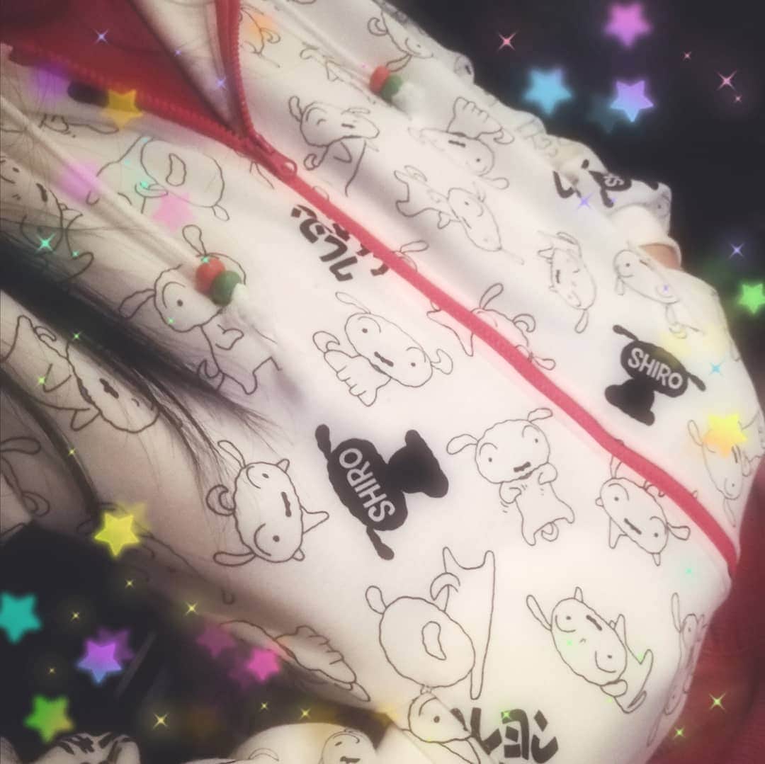 野川さくらさんのインスタグラム写真 - (野川さくらInstagram)「2019.12 #クレヨンしんちゃん #忘年会 #2019年 #記念写真☆ #小林由美子　ちゃん #ムトウユージ　監督 #真柴摩利　さん #しんちゃん #風間くん #シロ #もえＰ #アニメ #声優 #ファンクラブ #さくらClub #にゃんスタグラム #野川さくら #さくにゃん #野川さくらのチョコレートたいむ #野川さくらのチョコレートたいむ第34回目」12月17日 16時50分 - sakura_nogawa