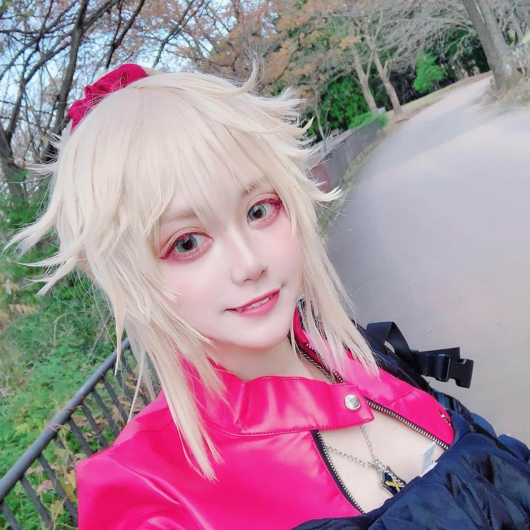 赤羽律さんのインスタグラム写真 - (赤羽律Instagram)「モードレッド❤️ #fate #cosplay #コスプレイヤー #コスプレ #モードレッド #fgo #fateacpocrypha #cosplayer #armor #鎧 #甲冑 #photoshoot #selfie」12月17日 16時52分 - akabaritsu