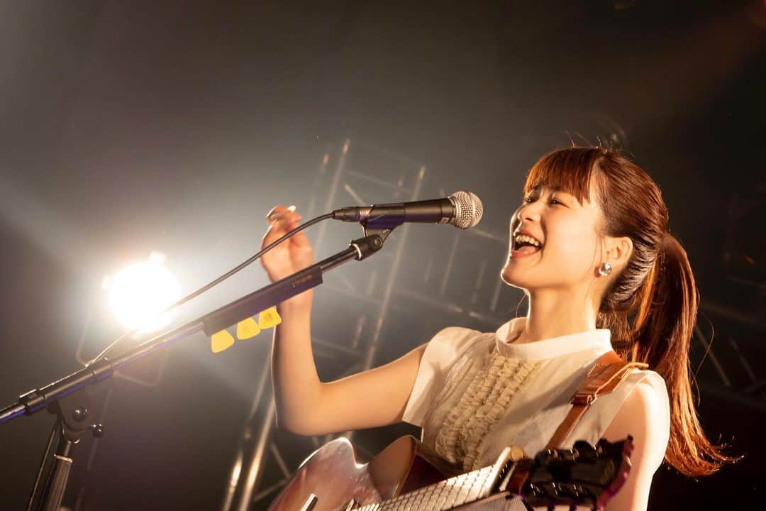 渕上里奈のインスタグラム：「⁑ ‪📷 9 ‪ . 渕上里奈‬ ‪ワンマンライブ‬ ‪「通　知　表」‬ ‪2019.12.15.sun.‬ ‪@ LIVE VANQUISH‬」