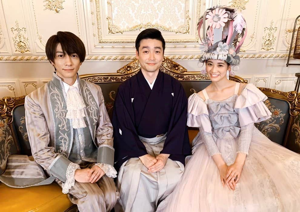 秋本帆華さんのインスタグラム写真 - (秋本帆華Instagram)「. 明日から3日連続新作放送👑 NHK Eテレ【マリーの知っとこ！ジャポン】 12月18日(水)前9:05～ 第六話「日本舞踊」 12月19日(木)前9:05～ 第七話「いけばな」 12月20日(金)前9:05～ 第八話「尺八」  #NHK #Eテレ #マリーの知っとこジャポン #鈴木拡樹 さん #尾上菊之丞 さん(日本舞踊) #柿沢正一 さん(いけばな) #藤原道山 さん(尺八)  日本の伝統と文化をマリーちゃんとギャブリエルが楽しく伝える番組です🇯🇵！ 収録中、マリーずっと笑ってたなぁ😊 ラストの歌とダンス、今回も最高の歌詞&振付になってます♪個人的にいけばな回のギャブのあるダンスがツボです🤣ぜひ見てください💓」12月17日 18時02分 - honoka_akimoto_official