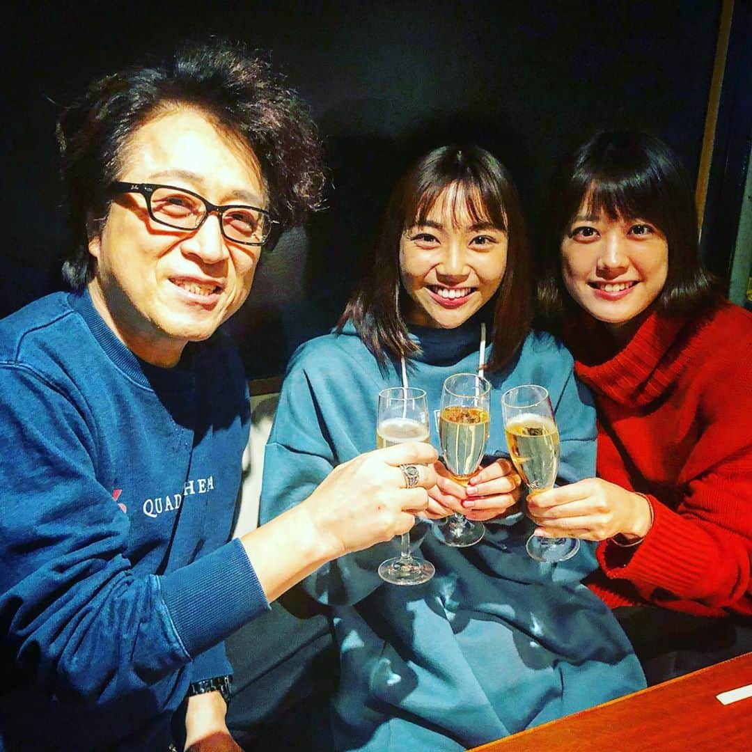 高橋ジョージさんのインスタグラム写真 - (高橋ジョージInstagram)「8年前にテレビ東京でisというテーマが難しいドラマで俺の長女が福田沙紀ちゃん、次女が山谷花純。花純がマドリード映画祭で主演女優賞を取ったお祝いと一足早い誕生日をお祝いした。久しぶりに楽しかった。#福田沙紀 #山谷花純 #高橋ジョージ #何故かメンディ関口」12月18日 4時22分 - george_toraburyu