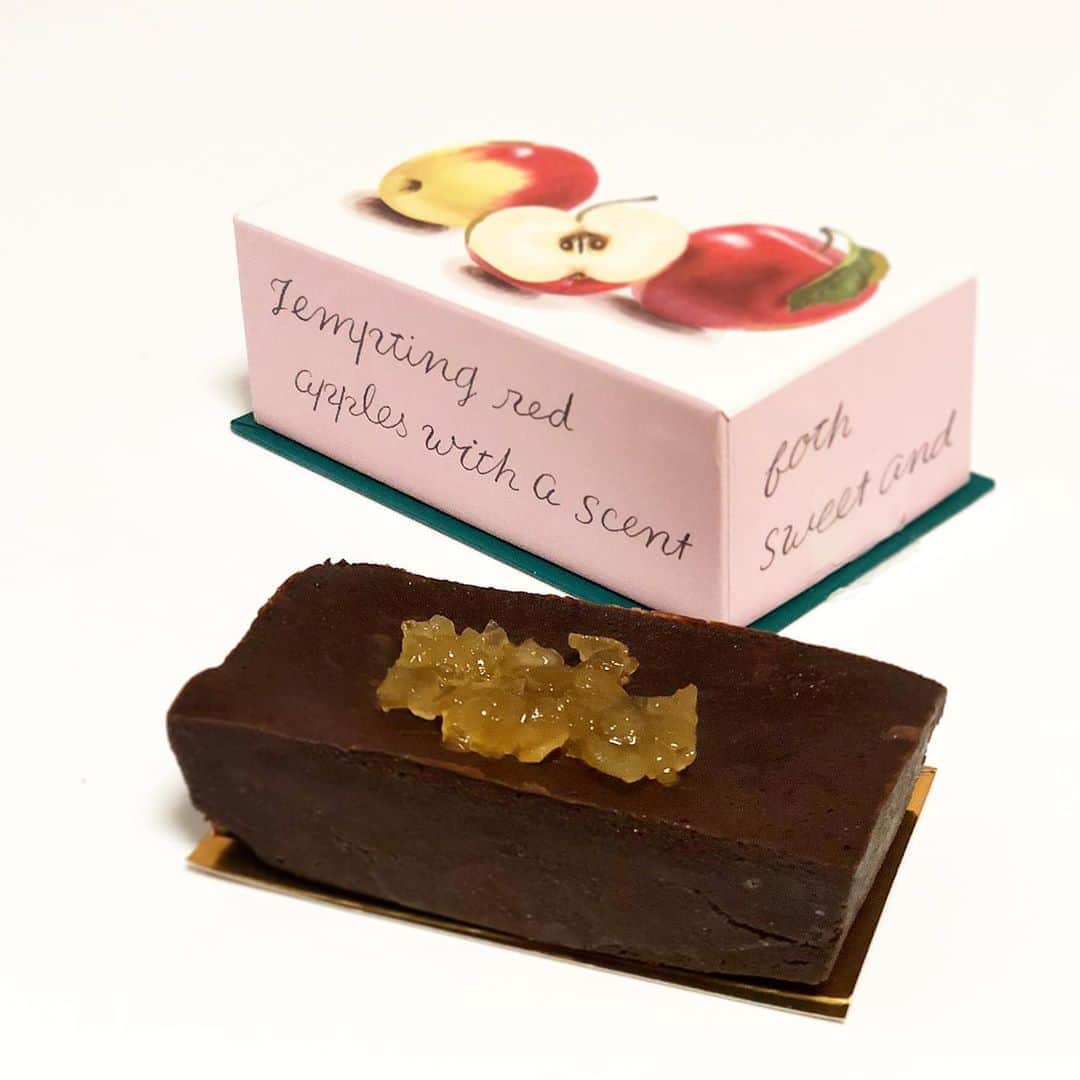 市川歩美のグルメインスタ