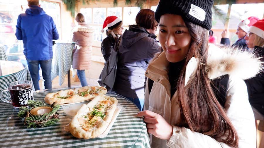 高木由麻奈さんのインスタグラム写真 - (高木由麻奈Instagram)「ドイツの思い出🇩🇪 中世のクリスマスマーケットを味わってきました。  #エスリゲン　#Esslingen #これにてドイツ投稿終わり」12月17日 22時42分 - yumana.t