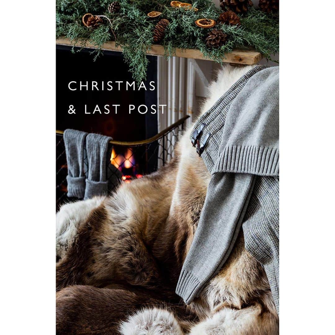 キャベジズ&ローゼズのインスタグラム：「Last 24 hours for a guaranteed Christmas delivery! 👩‍💻🛒🎅🏽🎄🛍🎁 @christina_strutt @cabbagesandroses_shop #presents #presents🎁 #presentsunderthetree #presentsforher #livinglifebeautifully #cabbagesandroses #christmas🎄 #christmaspresents #merrychristmas #specialtreats」