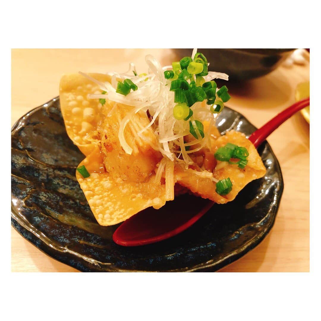 箕田 みなみさんのインスタグラム写真 - (箕田 みなみInstagram)「あぐー豚しゃぶしゃぶ豚や葵✨✨ ここのポン酢が本気で好きすぎる😍❤️ 新作のあぐー豚の揚げ出しも、トロトロ&サクサクで美味しかった〜🥺✨ 大阪で1番美味しいしゃぶしゃぶ屋さん💓💓 ・ ・ #あぐー豚しゃぶしゃぶ豚や葵  #あぐー豚 #激うまポン酢 #大阪 #心斎橋 #ミナミ #グルメ #大阪グルメ #食べ歩き #グルメ好きな人と繋がりたい」12月17日 23時19分 - minami.mita