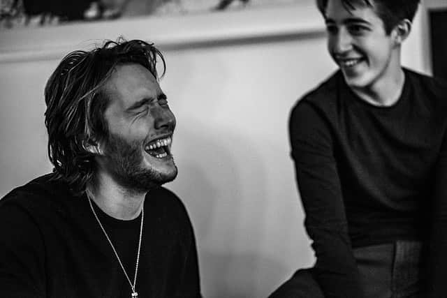 トビー・レグボのインスタグラム：「My brother is really funny」