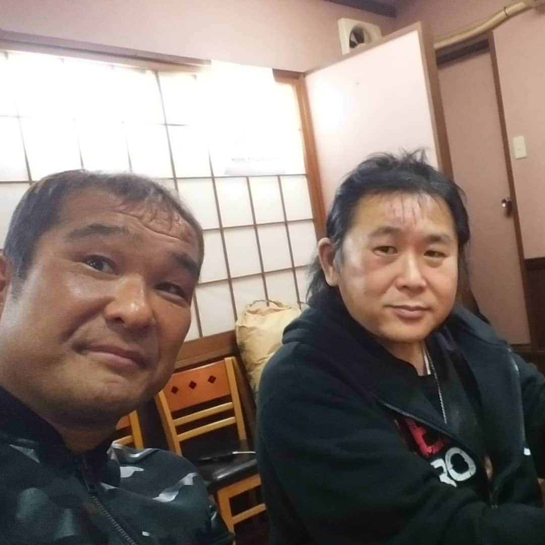 田中将斗のインスタグラム：「金キンと寿司で忘年会‼ #寿司 #金村キンタロー」