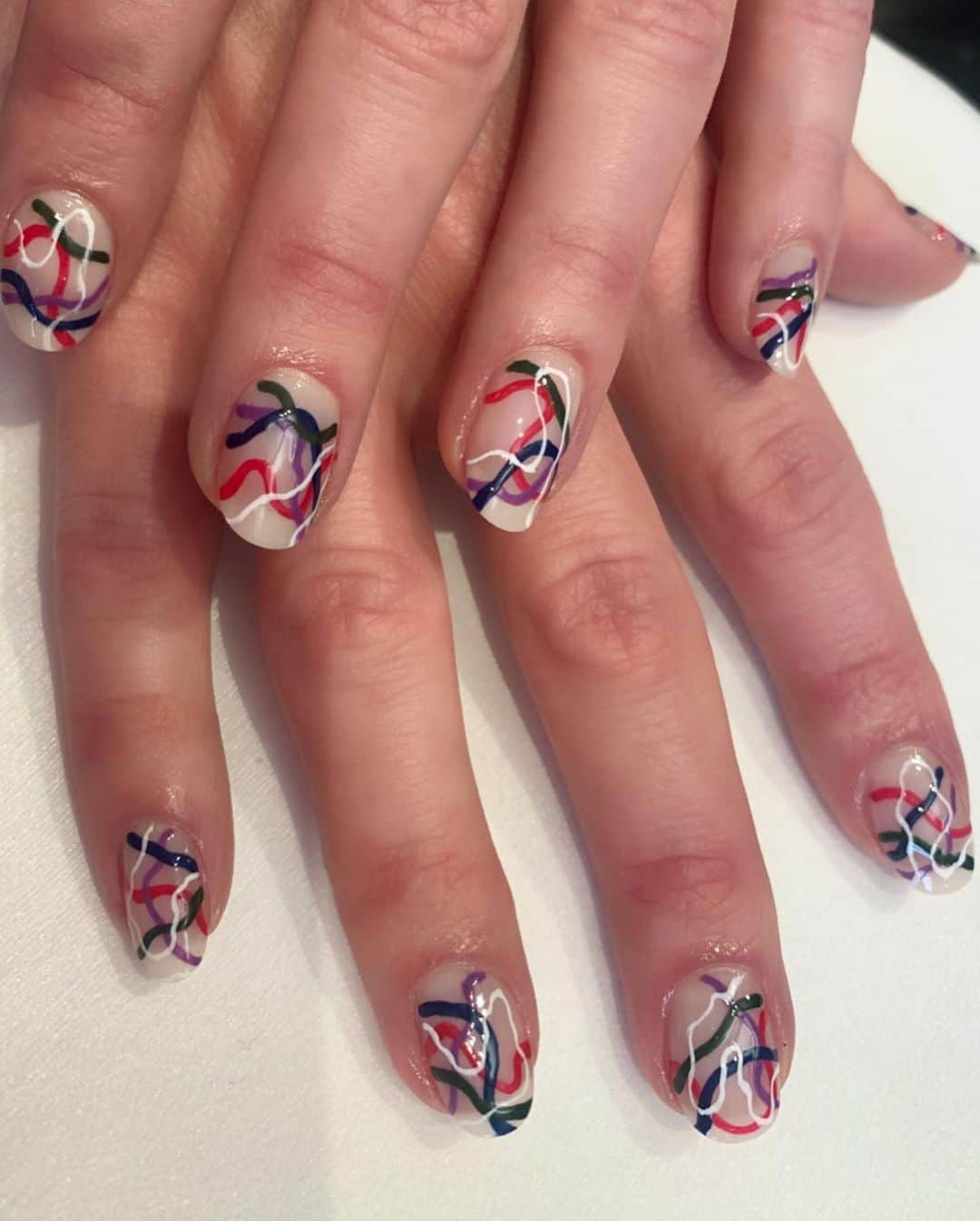 Mei Kawajiriさんのインスタグラム写真 - (Mei KawajiriInstagram)「Fabulous @jordan_roth 💅🏻💕🌹 @catsmovie premier 🥰🐱 #nailsbymei Using regular nail polish 🐱💕」12月18日 2時01分 - nailsbymei