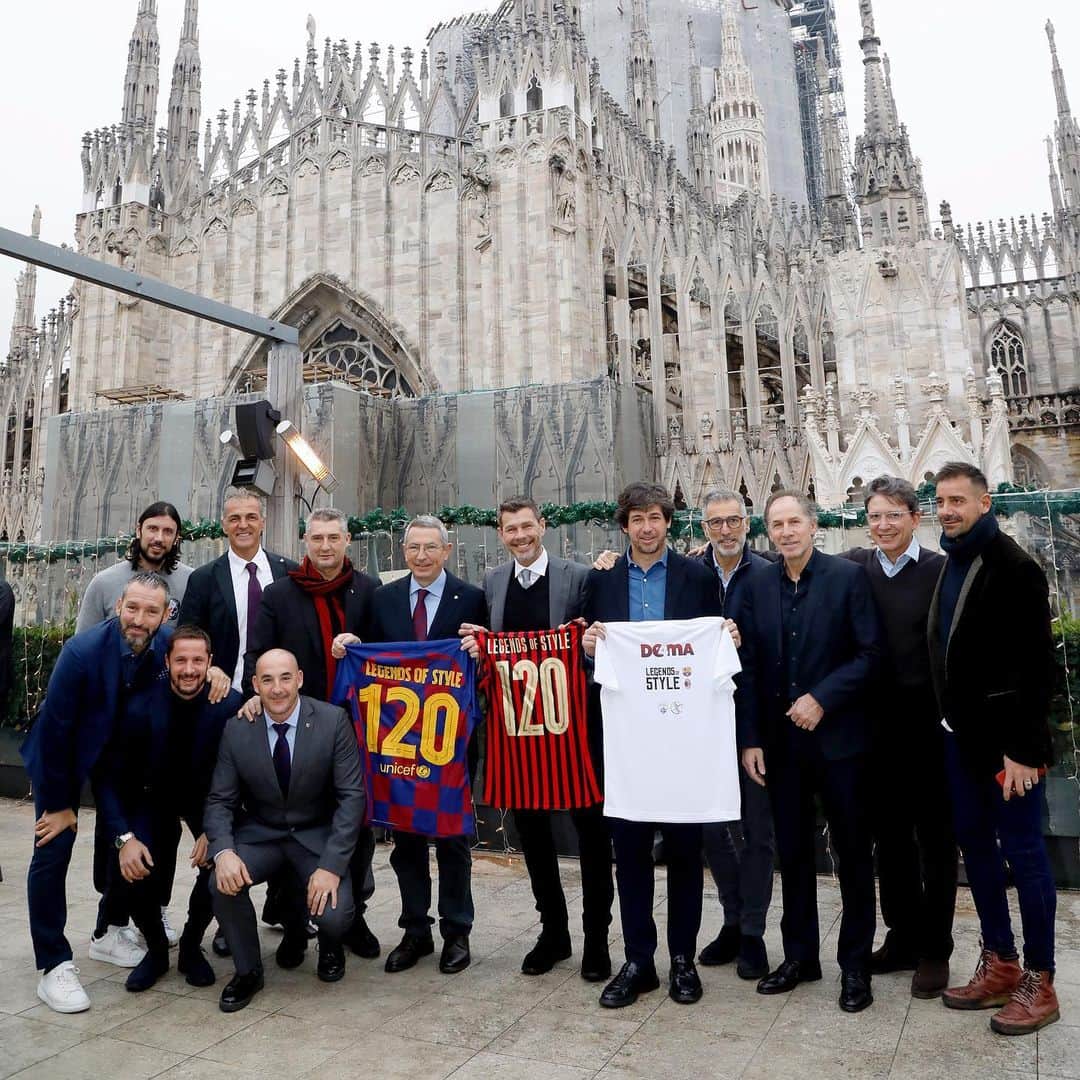ACミランさんのインスタグラム写真 - (ACミランInstagram)「⭐ Legends of Style ⭐ #ACMilan 🆚 @fcbarcelona  The International tour of games between the legends of both of clubs was presented today #SempreMilan」12月18日 2時14分 - acmilan