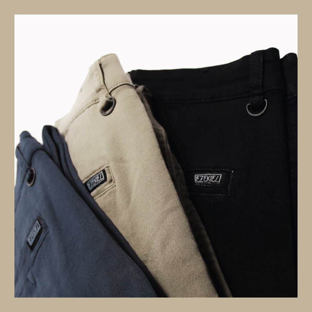 エゼキエルのインスタグラム：「🚨 Giveaway !!! 🚨  Rules are simple. 1️⃣ Like this photo 2️⃣ Must be following @ezekielclothing 3️⃣ Tag two friends  Winner will receive a pair of Ezekiel NOW Denim of their choice. The lucky winner will be announced Thursday 12/19 at 2 PM. Goodluck!」