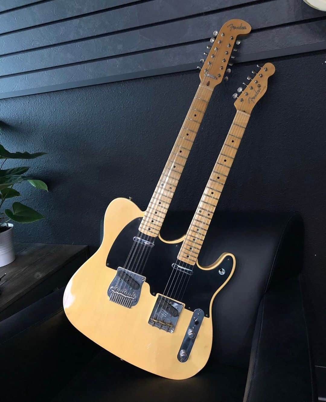 Fender Guitarさんのインスタグラム写真 - (Fender GuitarInstagram)「What’s the first thing you’d play on this @fendercustomshop double-necked #Telecaster crafted by Master Builder @dennisfendercustom?」12月18日 2時25分 - fender