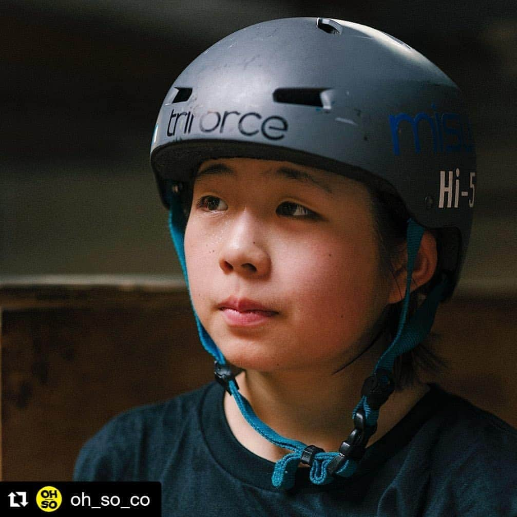 岡本碧優のインスタグラム：「ARIGATO! Please check out my feature on @oh_so_co  #Repost ・・・ Issue 4 featuring @misugu0228 🇯🇵 is very close.🙏🏻 Very happy with how this issue turned out. 🙌🏻 Photographed by @carmenchan ✊🏻 Link in bio - - OH-SO is on a mission to tell the genuine story of the women who are building their own global skateboarding community! - Pre-Order Issue 4 👀 - #oh_so_co . . . . #world #skate #backyard #vert #japanskateboarding #dc #portraitphotography #olympics #global #skate #coping #skateboard #girlsshred #girlswhoskate #skatepark #gold #japan #country #skateboardingisfun #print #photography #new #design #magazine #interview #tuesday  @mktaxi.jp @santacruzskateboards @santacruzwmns @independenttrucks @rictawheels @bronsonspeedco @mktaxi.jp @dcshoes_japan @dc_skateboarding @hi_5.skatepark @division_osaka @triforce_krew #6556skateboarding」