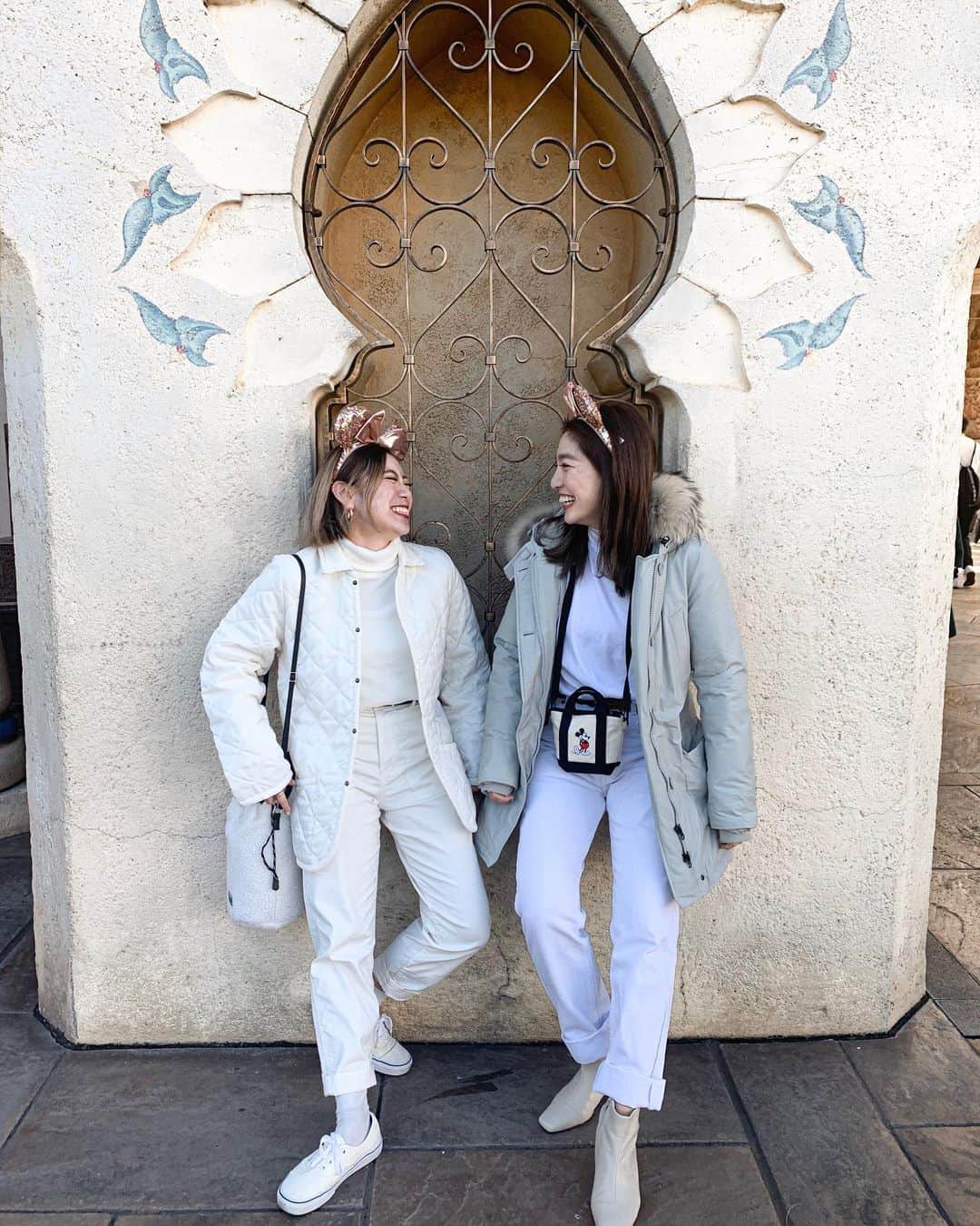 Rimiさんのインスタグラム写真 - (RimiInstagram)「今回はみんなで"white"をテーマにドレスコードしました♡ ＊ みんなで揃うとベイマックスみたいでかわいかった👌🏾 次は何にしようかな! #disney#disneysea#tokyo#dresscode#white#somuchfun#dayoff#beforechristmas#lifeisbeautiful #ディズニー#東京#ディズニーシー#ドレスコード#ホワイト#クリスマス」12月18日 7時28分 - rimitmi1020