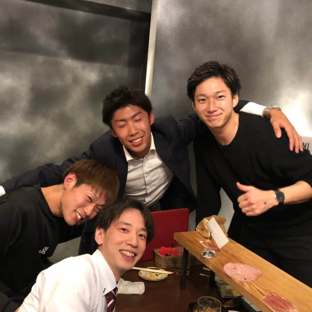 藤高宗一郎さんのインスタグラム写真 - (藤高宗一郎Instagram)「久しぶりに集まれました(^^) いつも応援ありがとう✨ またご飯行きましょう👏 #大商大高校 #スポ専 #バスケ #サッカー #柔道」12月18日 8時38分 - ssou3