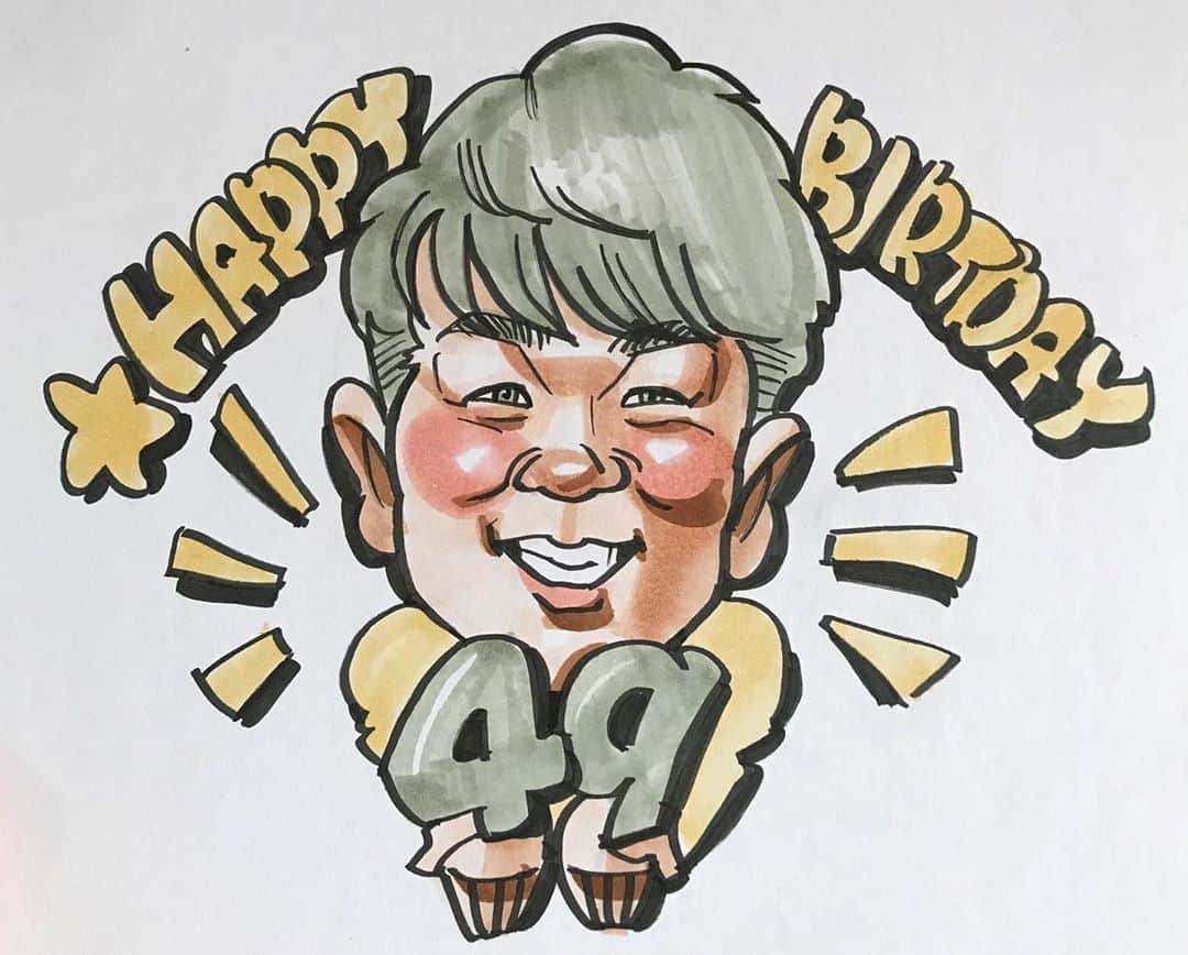 似顔絵★𝗚𝗢𝗥𝗜𝗞𝗜𝗡𝗚のインスタグラム：「. . . フジモンさんお誕生日 おめでとうございます❤️✨ . . ちょっと速書きの練習も兼ねて 15分で描いてみました🌟✨ んーーーちと違う💦 . . . しかも、 birthdayのH抜けてるー😭😭💦 . . .  今回は色物を二色だけで可愛めで描いてみました🌟✨ だけど、髪の毛、眉毛、瞳は、 黒がやっぱり似そうだな💦  速書きの模索中、、、💕 . . 素敵な一年をお過ごし下さい🌟✨❤️ . . . . ❌❌現在は、予約受付終了してます❌❌ 。 . . .  2019年度ご予約のお客✨ 現在125番までの方案内中です🌟✨💕 メールの確認宜しくお願い致します🙇‍♀️🌟✨ . 一巡したら後回し組へご連絡して参ります⭐️✨ . .  次回の予約応募は、 だいたいですが来年の2月、3月くらいです😭😭😭🌟✨あくまでも予定です。 . . . オーダー再開の際には 人数制限あるため必ず予約ができるわけではございません。 そのことも踏まえた上で 次回ご検討いただけると嬉しいです(^^) . . また、結婚式の使用を考えてくださる方も多いです✨  前々からお伝えしていますが、 基本的に予約順に対応しているため、 近々の納期を希望される方は、 対応できないこともあるので、 あらかじめご了承ください💦 . . . . . ※今回予約が取れた方へ※ . .  写真がまだ用意できてない、入金が遅れそうなど、状況により、順番が前後することもございます‼️ あらかじめご了承ください。 。 . . . また、芸能人、キャラクターのオーダー、パロディ風オーダーはお断りしています。  芸能人については、ご本人様に直接プレゼントなどはOKです。 . . . . . . 💰料金表は過去投稿記事みてね❤💰 . . . . . ➡️ハッシュタグ⇨ goriking117料金表2019⬅️ . . ✨✨✨✨✨✨✨✨✨✨✨✨✨✨✨✨ @by.goriking のアカウントでは、 過去書かせて頂いたお客様方からの、 似顔絵のその後のお写真をいただき、 投稿しております^ - ^❤️❤️ 玄関に飾ってある似顔絵、 渡した瞬間のお写真、 ご本人とのお写真などなど💕  いろんな場面でのお写真お待ちしております^ - ^✨⭐️ . . .  #似顔絵#pencildrawing#drawing#pencil#illust#painting#art#artwork#portrait#絵描きさんと繋がりたい#似顔絵師#gorikingの似顔絵屋さん#フジモン#誕生日#藤本敏史#芸人#芸能人#フジモン夫婦#fashion#fashionista#brothers#comicart#anime#animeart#comicartist#animejapan#速書き#練習#早書き」