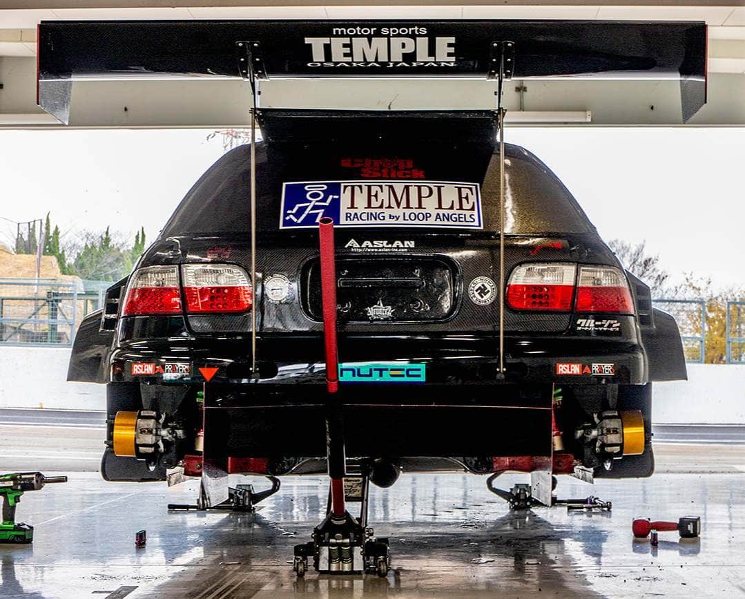 のインスタグラム：「_ ASLAN Honda K24 swapped Time Attack EG6 CIVIC _ Shot on Dec-17 2019 "SUZUKA CIRCUIT TIME ATTACK" organized by @aslan_inc_japan at Suzuka International Circuit _ owner: @horiton_ton tuner: @aslan_inc_japan photo: @mistbahn _ _ JP) 2019年12月17日、鈴鹿サーキット国際レーシングコース(鈴鹿フルコース)で開催されたアスランさん( @aslan_inc_japan )主催の「SUZUKA CIRCUIT TIME ATTACK」にて撮影。 _ _ #suzukacircuittimeattack #scta #aslan #アスラン #aslan_inc_japan #suzukacircuit #suzukainternationalcircuit #鈴鹿サーキット #civic #hondacivic #ホンダシビック #シビック #eg6 #egcivic #kseries #k24a #k24 #kswapped #kswap #osakajdm #kanjo #kanjozoku #templeracing #テンプルレーシング #彫屯 #ctac #tuningcartimeattack #timeattack #timeattackjapan #hondasontrack」