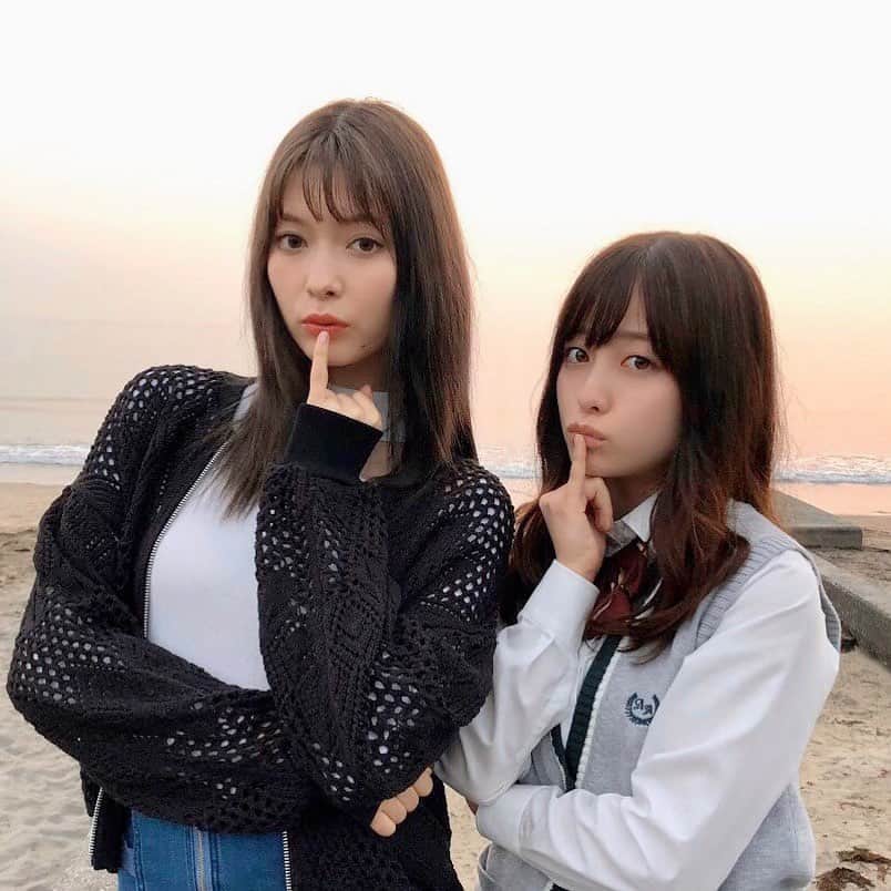 映画『午前0時、キスしに来てよ』のインスタグラム：「‪💙💙12/18はレディースデー💙💙‬﻿ ﻿ ‪本日12/18はレディースデー✨！‬﻿ ﻿ ‪スーパーキュートな環奈さんと八木さんのオフショットをお届けします😘💋‬﻿ ﻿ ‪#みんなで0キス見に来たよ で‬﻿ ‪ぜひ感想も投稿してくださいね💫！‬﻿ ﻿ ‪https://0kiss.jp/sp/theater.html‬﻿ ﻿ ‪#午前0時キスしに来てよ ‬﻿ ‪#橋本環奈 #八木アリサ‬﻿ ‪#ゼロキス公開‬」
