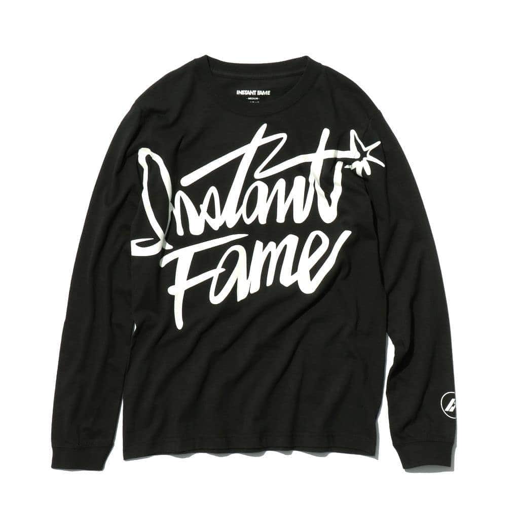 のインスタグラム：「INSTANT FAMEの新しいTシャツが発表になりました。このロゴはリスペクトしているDUNKWELLLによるものです。DUNKWELLLは国内外で最高にポップにアーティスティックに活躍しています。彼の作品100%全て大好きなんです。@dunkwell.tokyo INSTANTFAMEの新作は今日からZOZOTOWNで展開しています。」