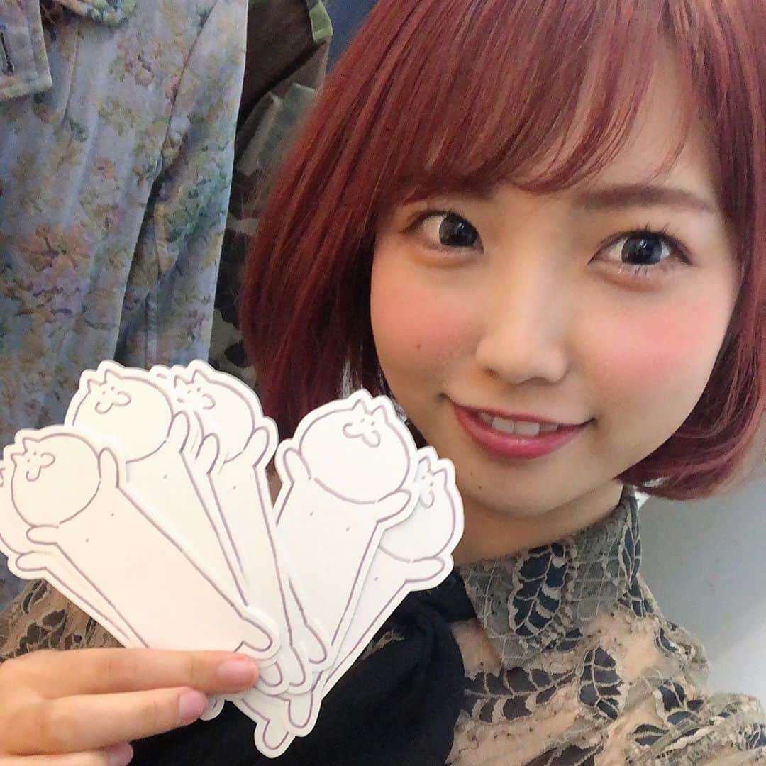 戸田真琴さんのインスタグラム写真 - (戸田真琴Instagram)「♥️Who is a MAKORIN? Vol.6♥️ ご参加いただいたみなさん、ありがとうございました！そしてゲストに来てくれた紗倉まなさん 、MCの安田理央さん 、当日まで頑張ってくれたスタッフのみんなもありがとう…！ おかげさまでとっても幸せなイベントになりました！ #ふ〜まこ 、毎回ハッピー度高いけど、今回は年末ということもあって尚更今年頑張ったな〜という実感が得られる、個人的にもとても癒される会でした…😭 みんなにたくさんほめてもらえて、来年までのやる気チャージできたよう。本当にありがとう🐈🎊😭 毎回 #ふ〜まこ だけは欠かさず参加してくれる方とかもいて、定着してきた喜びみたいなものも感じました。本読んだよって報告してくれた人たちもみんなありがとうございます！うれてぃ〜！ 来年も一緒に楽しい1年にしようね♥️」12月18日 13時16分 - toda_makoto