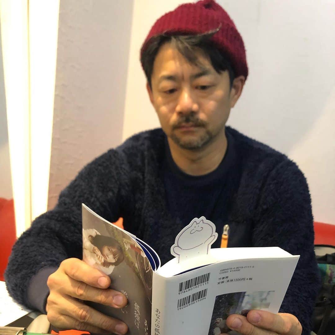 戸田真琴さんのインスタグラム写真 - (戸田真琴Instagram)「♥️Who is a MAKORIN? Vol.6♥️ ご参加いただいたみなさん、ありがとうございました！そしてゲストに来てくれた紗倉まなさん 、MCの安田理央さん 、当日まで頑張ってくれたスタッフのみんなもありがとう…！ おかげさまでとっても幸せなイベントになりました！ #ふ〜まこ 、毎回ハッピー度高いけど、今回は年末ということもあって尚更今年頑張ったな〜という実感が得られる、個人的にもとても癒される会でした…😭 みんなにたくさんほめてもらえて、来年までのやる気チャージできたよう。本当にありがとう🐈🎊😭 毎回 #ふ〜まこ だけは欠かさず参加してくれる方とかもいて、定着してきた喜びみたいなものも感じました。本読んだよって報告してくれた人たちもみんなありがとうございます！うれてぃ〜！ 来年も一緒に楽しい1年にしようね♥️」12月18日 13時16分 - toda_makoto
