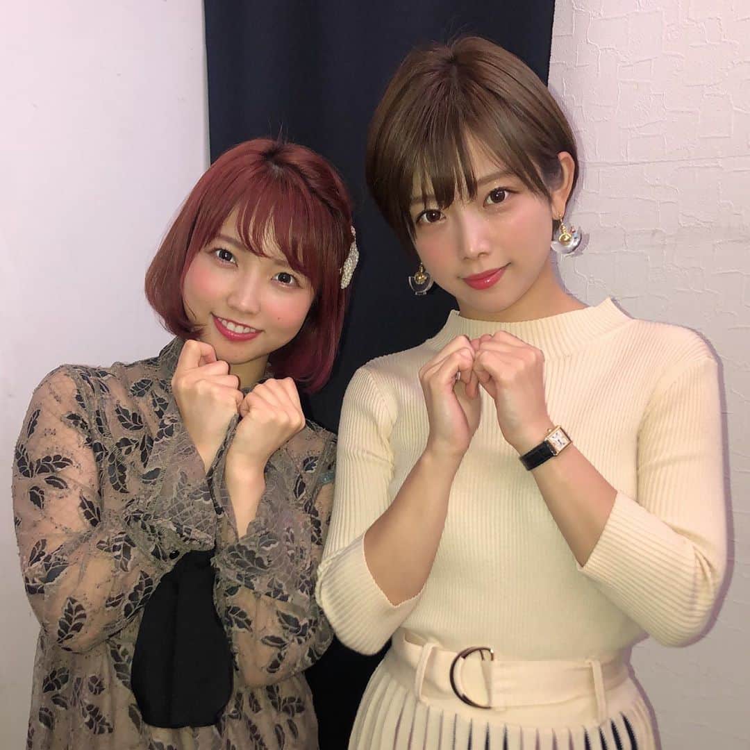 戸田真琴さんのインスタグラム写真 - (戸田真琴Instagram)「♥️Who is a MAKORIN? Vol.6♥️ ご参加いただいたみなさん、ありがとうございました！そしてゲストに来てくれた紗倉まなさん 、MCの安田理央さん 、当日まで頑張ってくれたスタッフのみんなもありがとう…！ おかげさまでとっても幸せなイベントになりました！ #ふ〜まこ 、毎回ハッピー度高いけど、今回は年末ということもあって尚更今年頑張ったな〜という実感が得られる、個人的にもとても癒される会でした…😭 みんなにたくさんほめてもらえて、来年までのやる気チャージできたよう。本当にありがとう🐈🎊😭 毎回 #ふ〜まこ だけは欠かさず参加してくれる方とかもいて、定着してきた喜びみたいなものも感じました。本読んだよって報告してくれた人たちもみんなありがとうございます！うれてぃ〜！ 来年も一緒に楽しい1年にしようね♥️」12月18日 13時16分 - toda_makoto