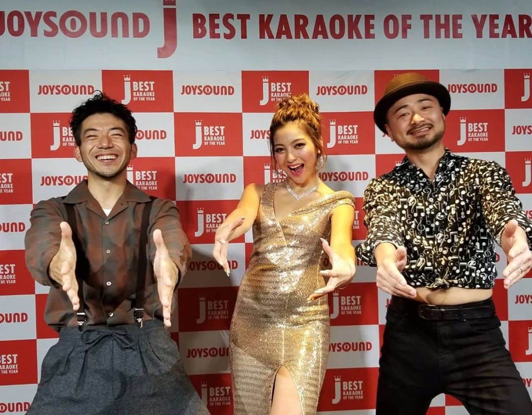 森慎太郎のインスタグラム：「今日は「JOYSOUND年間カラオケランキング2019」の発表イベントでした。2020年は僕らのネタもランクインすればいい！ #ゆきぽよ #農夫と神様 #山男と神様 #JOYSOUND #配信中 #忘年会はみんなで #大きなイチモツを欲しがって下さい #一日イチモツ」