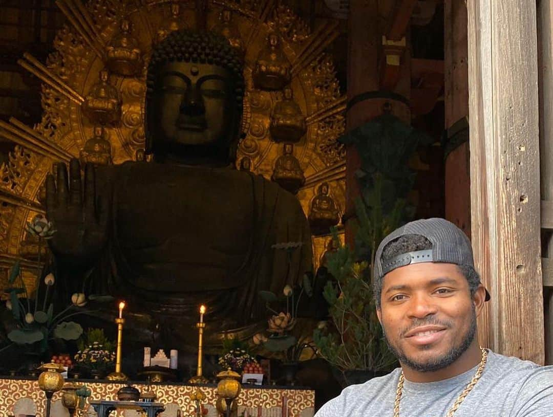 ヤシエル・プイグさんのインスタグラム写真 - (ヤシエル・プイグInstagram)「Visiting the biggest Buddha in the world 🌍 something impressive and incredible to believe .. you have to see it with your own eyes to believe something so big #japon #gigante #templo #buda」12月18日 22時46分 - yasielpuig