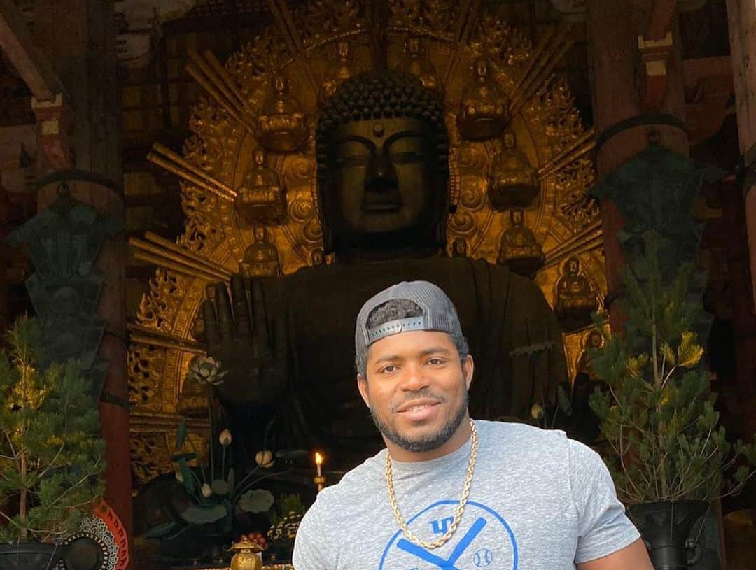 ヤシエル・プイグさんのインスタグラム写真 - (ヤシエル・プイグInstagram)「Visiting the biggest Buddha in the world 🌍 something impressive and incredible to believe .. you have to see it with your own eyes to believe something so big #japon #gigante #templo #buda」12月18日 22時46分 - yasielpuig