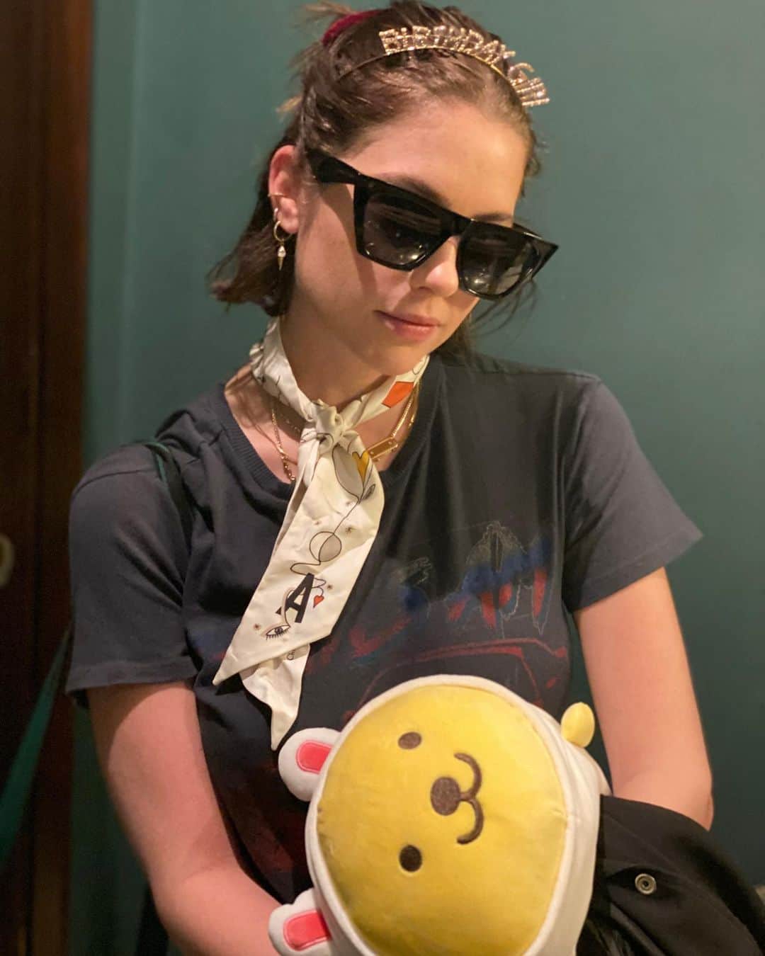 カーラ・デルヴィーニュのインスタグラム：「Happy birthday @ashleybenson There is so much I could say but something I love and cherish most about us is that I don’t need to because YOU KNOW and that’s all that matters. It’s you and me which is my favourite. My safe place. You let me be silly, you let me be wild, you keep me free, secure and curious. I feel like I’ve known you my entire life and I am so proud of watching you grow into the woman that you always dreamt of being. I love you beyond words my sprinkles, choonchi, angel face, grumpy ass, sweet cheeks, never boring, buttmunch, Benson ❤️❤️❤️❤️」