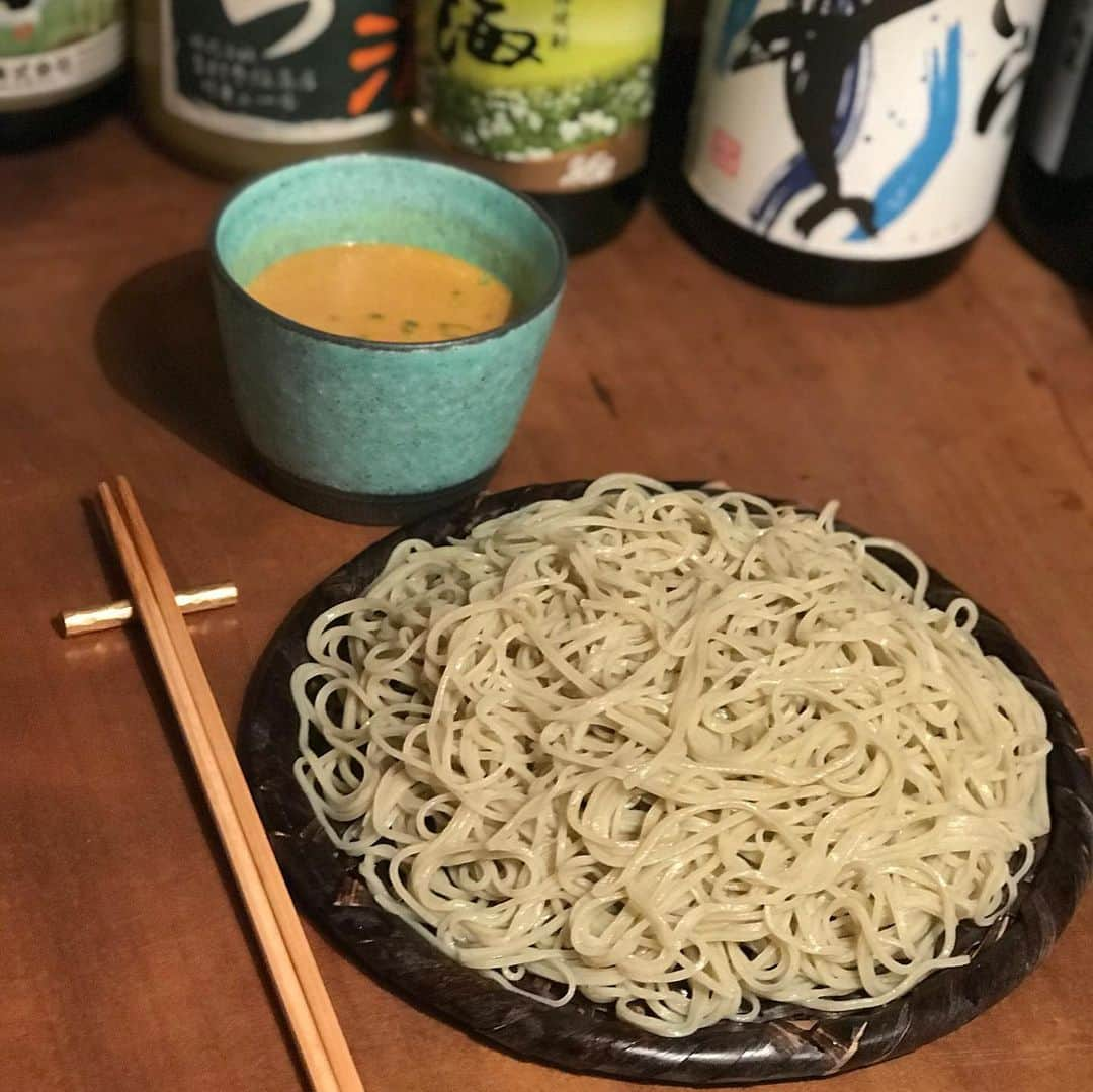 マル子さんのインスタグラム写真 - (マル子Instagram)「昨日、今日で一気に年末感。 美味しかったな〜 楽しかったな〜  #オイチイチ  #naru蕎麦  #やすざみや」12月18日 23時10分 - tomikago