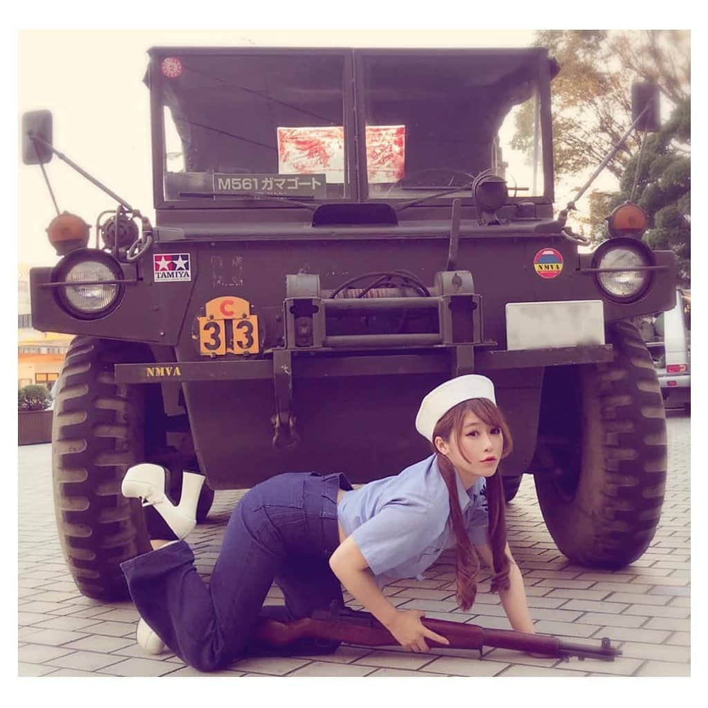 戦え‼︎ぴっちょりーなさんのインスタグラム写真 - (戦え‼︎ぴっちょりーなInstagram)「. . . 車両は NMVA 日本ミリタリーヴィークル協会💕 . . 水兵さんスタイルは💕😻 . 🔫M1 #ガーランド 💕(#m1garand) 🚘m561 #ガマゴート (#gamagoat) . . 色々かんがえてることが形になるといいなああああ . . それまではコツコツ頑張るのみなのだ💪💕 . . 🖤🖤🖤🖤🖤🖤🖤🖤🖤🖤🖤🖤🖤🖤🖤🖤 🖤🖤🖤🖤 . . . 🌈ぴっちょりーなYouTubeチャンネル🌈 週一💕配信中〜 . . 🌈ぴっちょりーなバイクアカウント🌈 @picciolina . . 🖤🖤🖤🖤PICCIOLINA☆SCHEDULE🖤🖤🖤🖤 . . ■🔫ゲスト出演🔫サバゲーイベント■ 1月5日(木) 1周年記念イベント@H.E.A.D.S川越 . . . . 🖤🖤🖤🖤🖤🖤🖤🖤🖤🖤🖤🖤🖤🖤🖤🖤🖤 🖤 #pinup #pinupgirl #nmva #日本ミリタリーヴィークル協会  #airsofter#airsofters#airsoftgun#airsoftguns#ぴっちょりーな #piccholina #airguns#airgun#airsofterphoto#airsofting#airsoftwar#airsoftworld#airsoftjapan#airsoftgirl#girlswithguns#airsoft#サバゲー#サバゲー女子#military  I」12月18日 23時17分 - picciolina.airsoftgirl