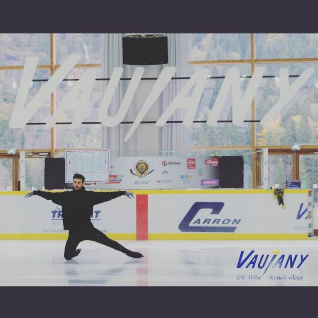 ロマン・ポンサールのインスタグラム：「Thank you for having me @amodioacademy and @vaujanystation 🏔」
